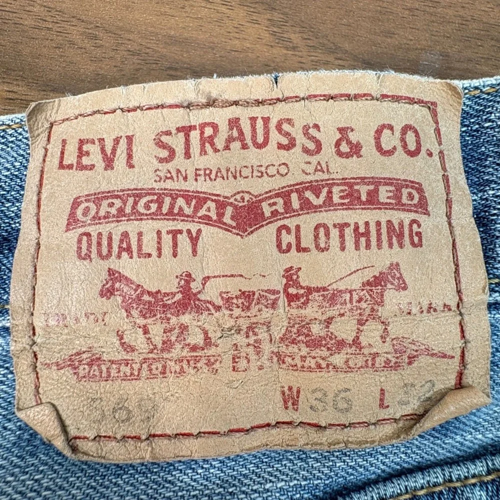 Levis 569 Loose Straight Jeans 38x30 Light Wash Distressed Y2K Rare Blank R Tab